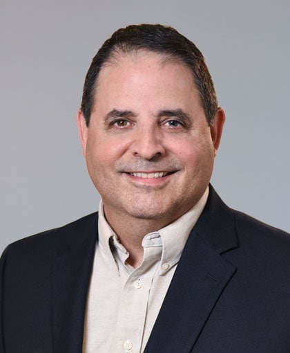 Daren Primack MD GrayBck